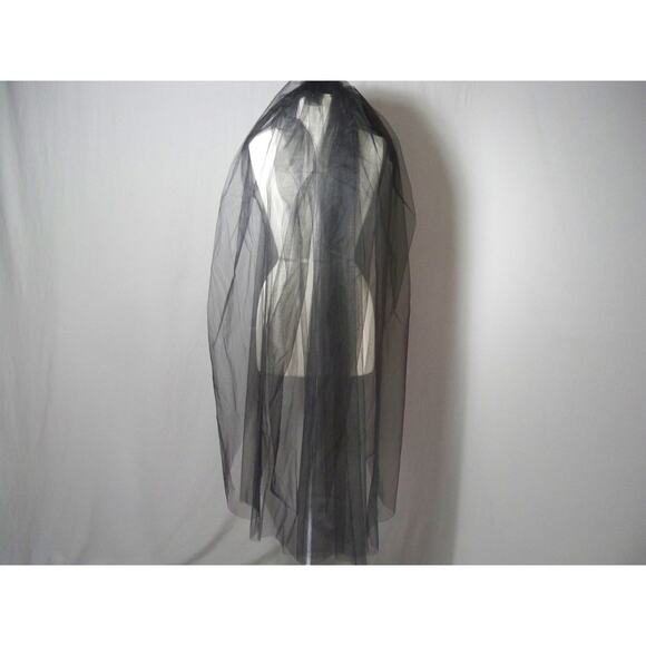 Black no comb veil, Cathedral Cut Edge Bridal Costume Goth Gothic No Comb veil - Picture 7 of 7